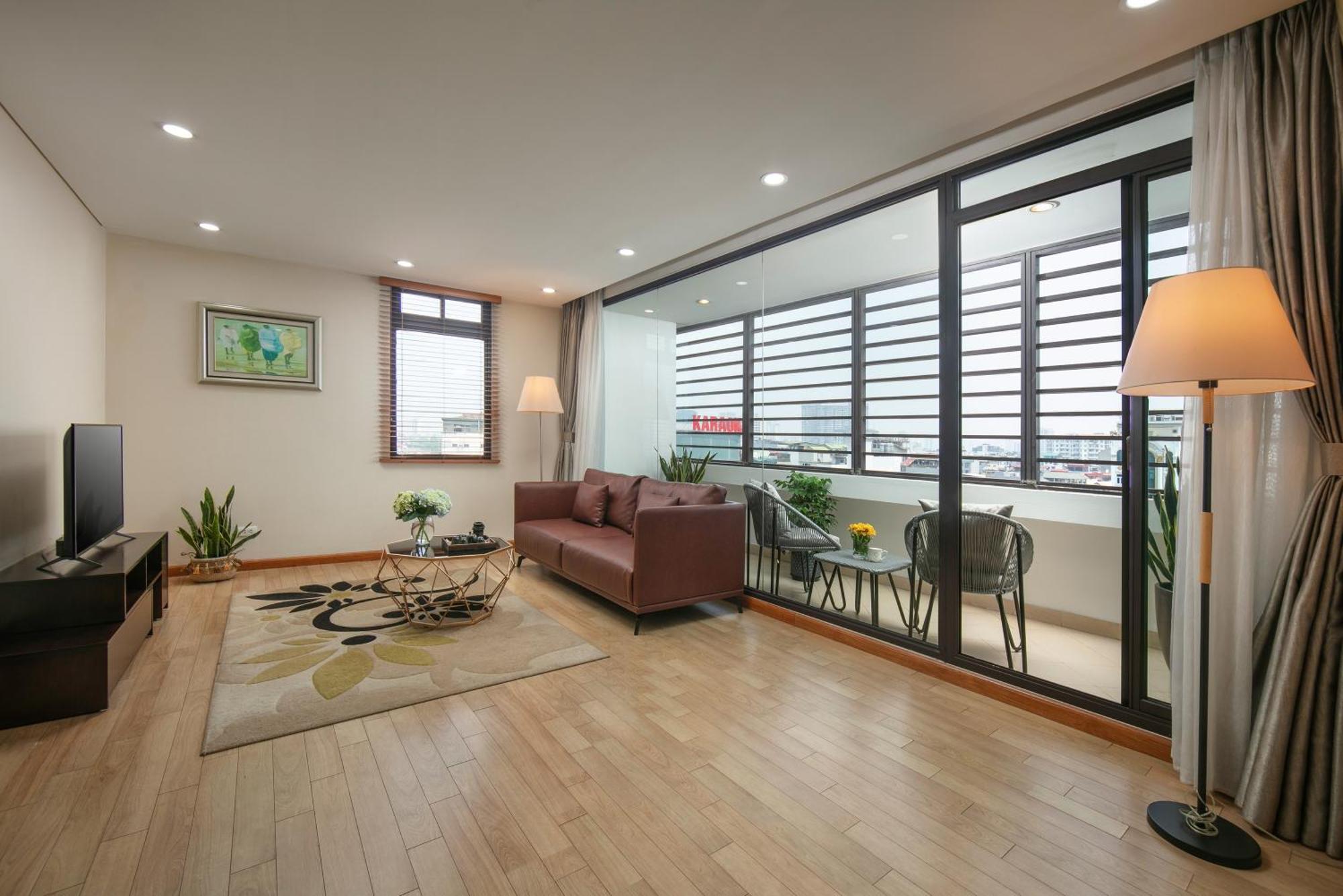 Hb Serviced Apartment - 121B Quan Hoa Ханой Екстер'єр фото
