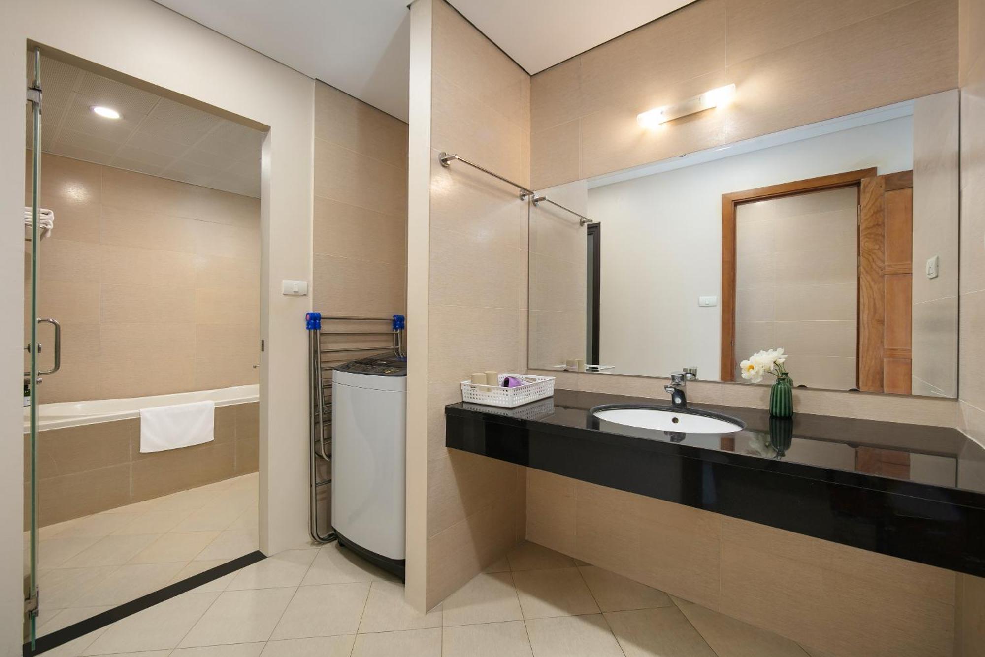 Hb Serviced Apartment - 121B Quan Hoa Ханой Екстер'єр фото